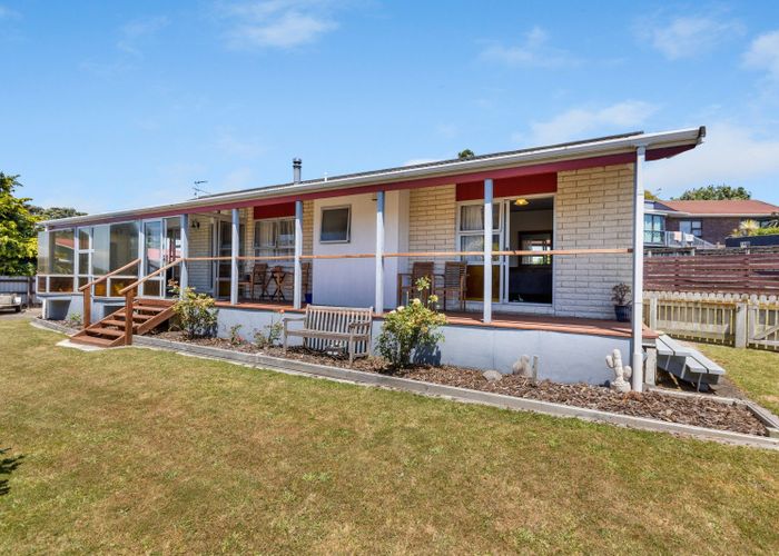 at 15 Virginia Place, Whalers Gate, New Plymouth