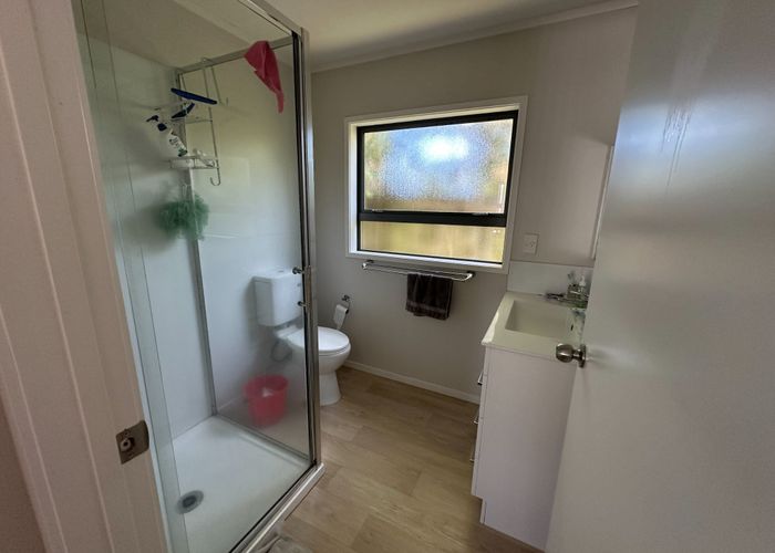  at 35A Marendalla Drive, Bucklands Beach, Manukau City, Auckland