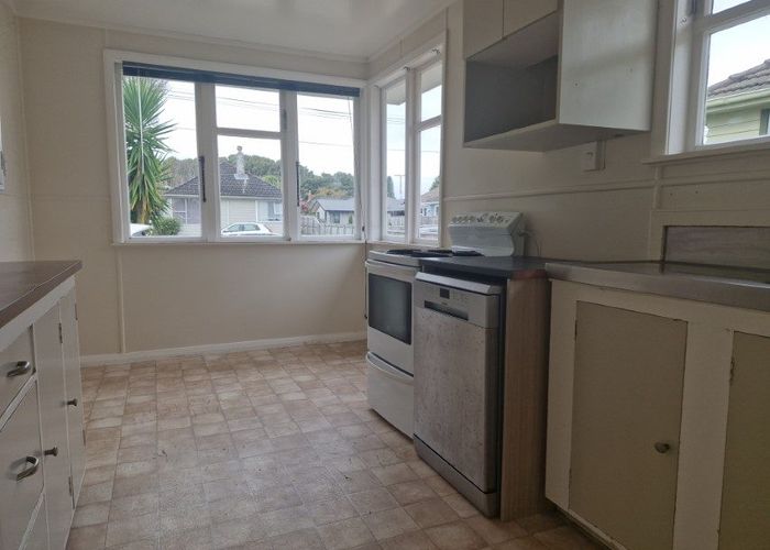  at 54 Lismore Street, Merrilands, New Plymouth, Taranaki