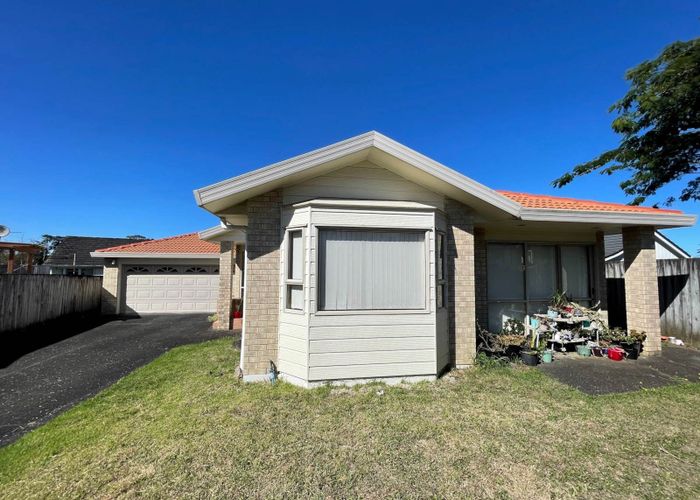 at 2 Youth Street, Mount Roskill, Auckland