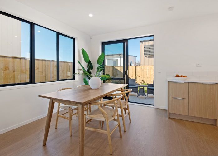  at 11 Huru Road, Flat Bush, Manukau City, Auckland