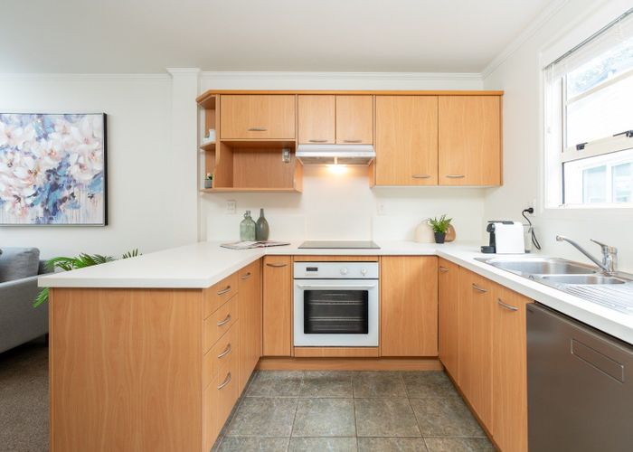  at 12B Glenmore Street, Thorndon, Wellington