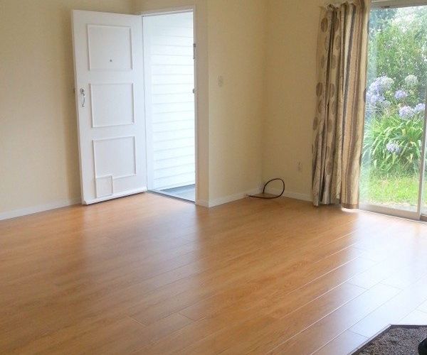  at 36 Kingdale Road, Henderson, Waitakere City, Auckland