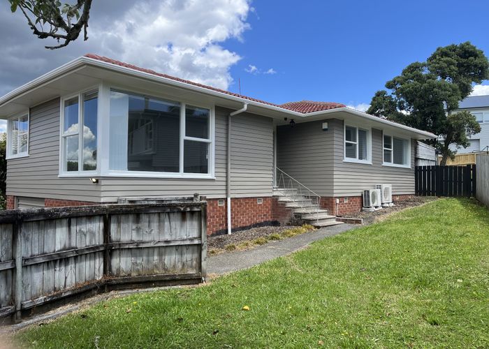  at 79 La Rosa Street, Green Bay, Auckland