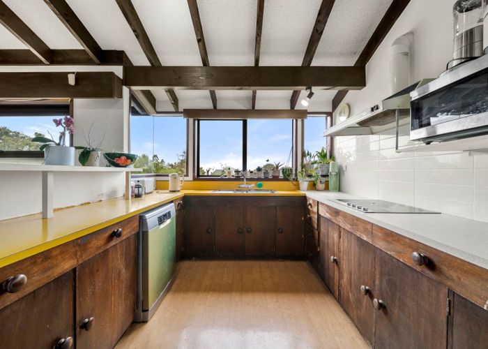  at 1/518 Beach Road, Murrays Bay, North Shore City, Auckland