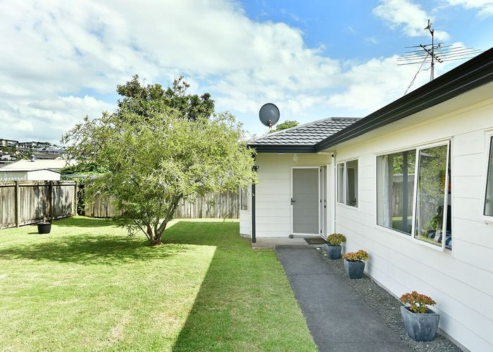  at 80 Lakeside Drive, Orewa, Orewa