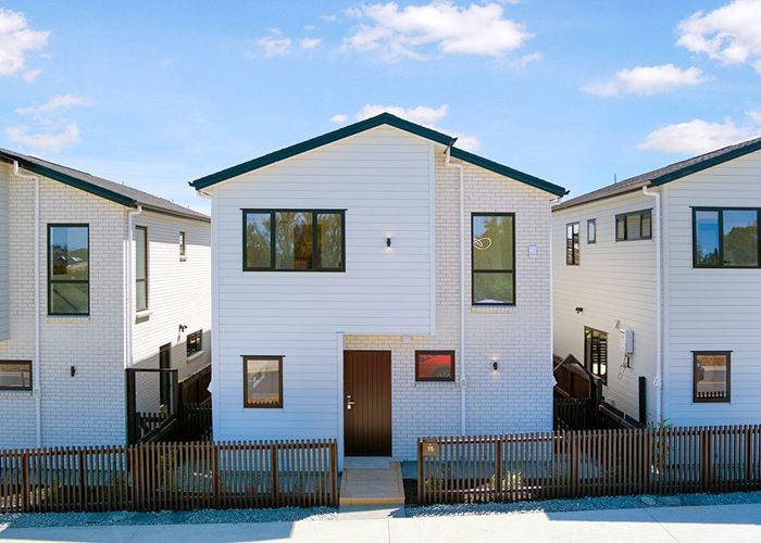  at 15 Octans Road, Westgate, Waitakere City, Auckland