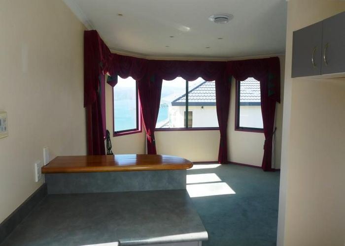  at 11 Bennett Grove, Newlands, Wellington, Wellington