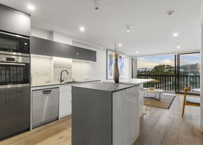 at 4/6 Waima Street, Grey Lynn, Auckland
