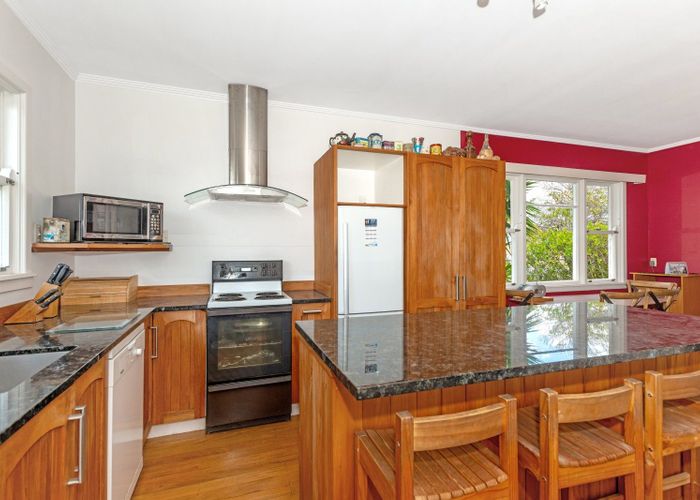  at 6 Clarence Street, Te Hapara, Gisborne