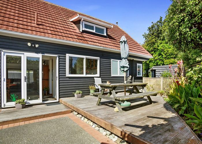  at 1/102 Waiwhetu Road, Waterloo, Lower Hutt