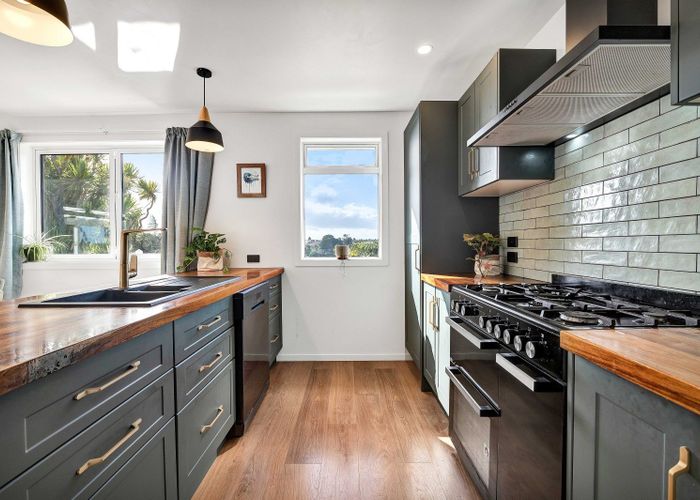  at 109 Frankley Road, Frankleigh Park, New Plymouth, Taranaki