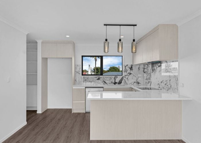  at 4/10 White Road, Manurewa, Manukau City, Auckland