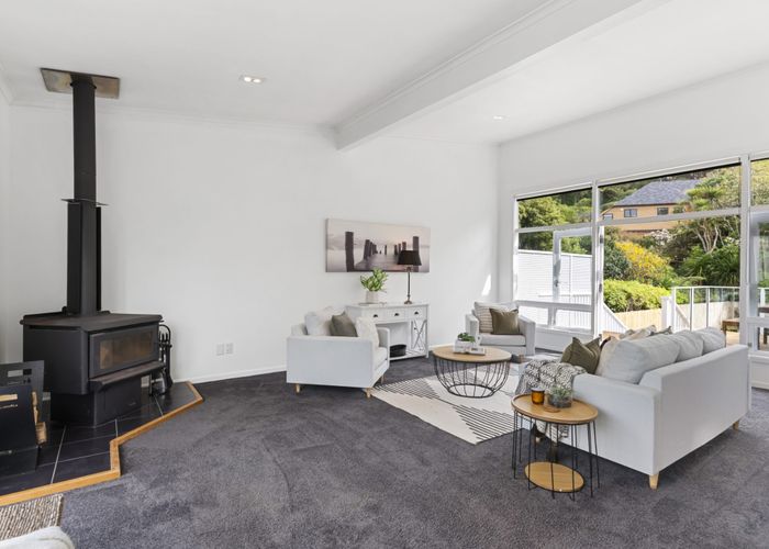  at 44 Friend Street, Karori, Wellington, Wellington