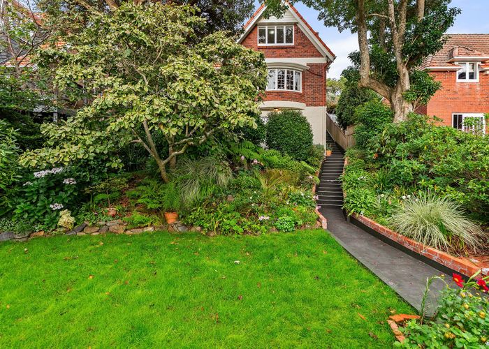  at 5 Easdale Street, Kelburn, Wellington, Wellington