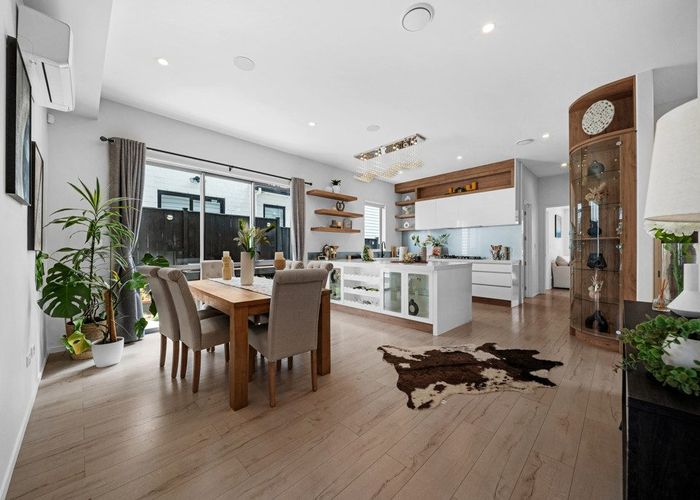  at 18 Horsefield Drive, Flat Bush, Manukau City, Auckland