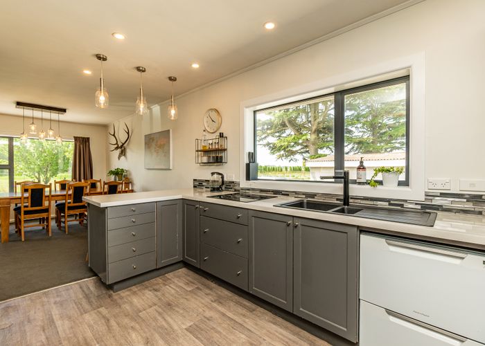  at 14 Arowhenua Station Road, Kerrytown