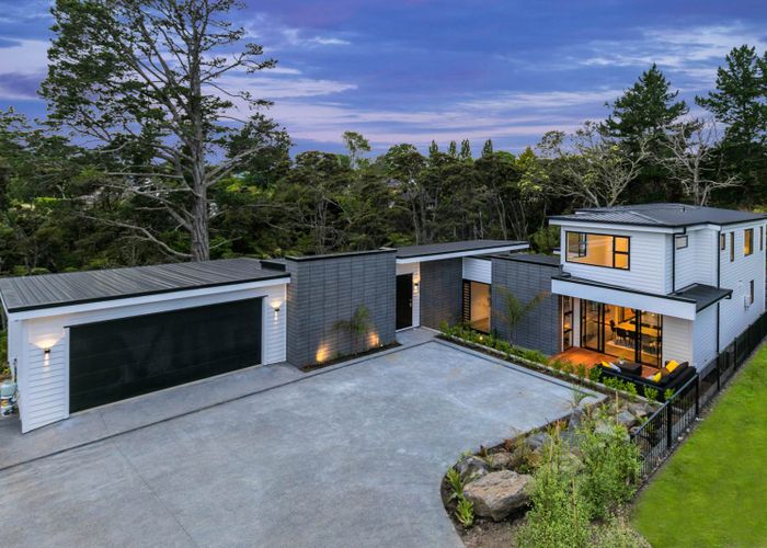  at 19 Roland Road, Greenhithe, Auckland