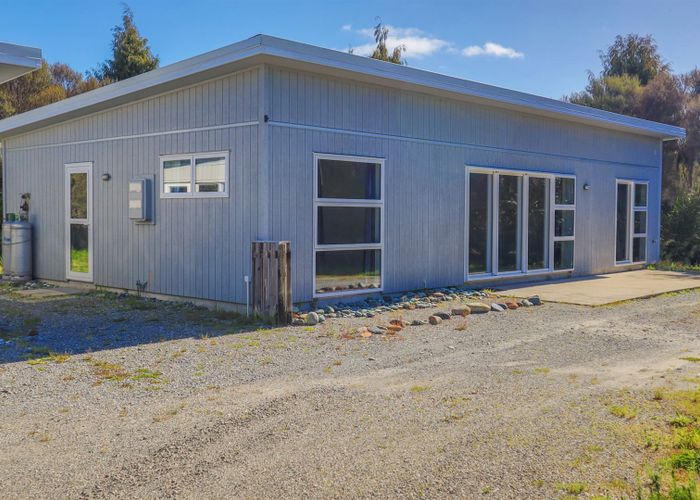  at 2 Munro Place, Hokitika