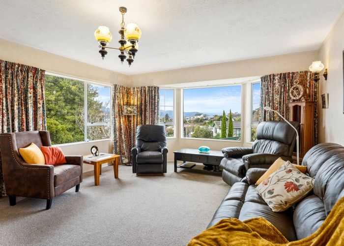  at 81 Sunbrae Drive, Silverstream, Upper Hutt