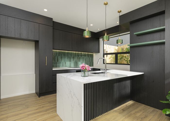  at 102 Te Oneroa Way, Long Bay, North Shore City, Auckland
