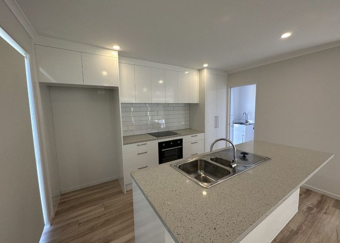  at 58 Archibald, Kelston, Waitakere City, Auckland