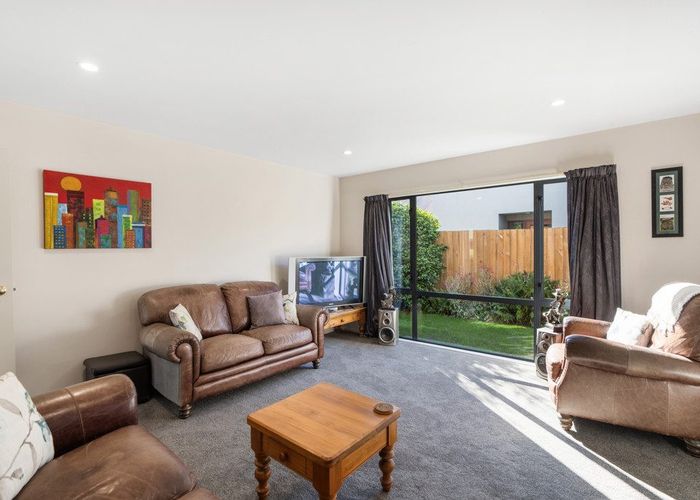  at 54 Parade Court, Addington, Christchurch