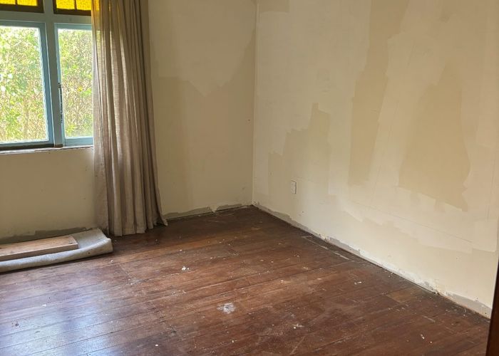  at 7 Fraser Street, Wainuiomata, Lower Hutt, Wellington