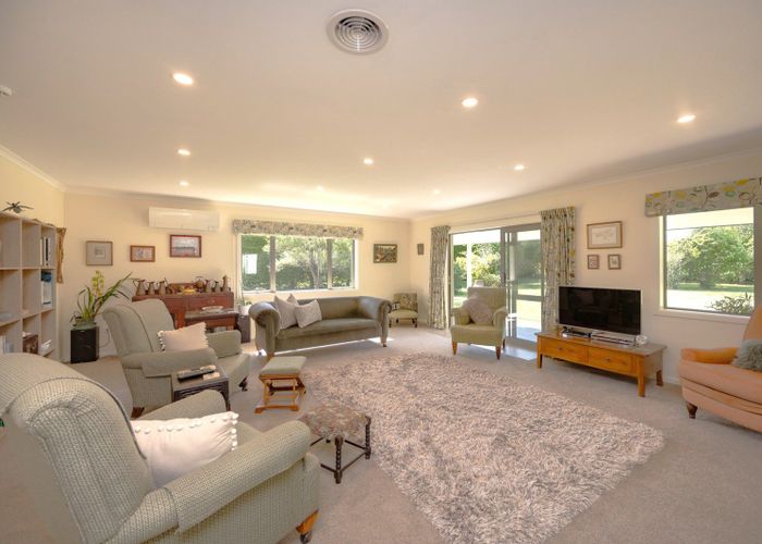  at 16 Oranga Lane, Maewa, Feilding