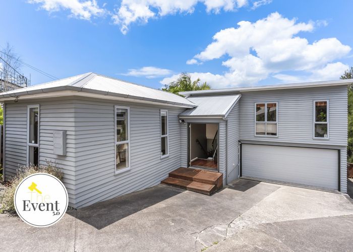  at 34 Kiteroa Terrace, Rothesay Bay, North Shore City, Auckland