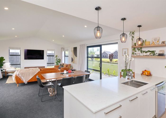  at 84 Glenturret Drive, Casebrook, Christchurch
