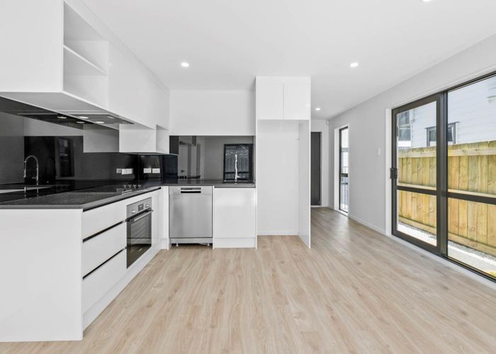  at 9/13 Kimpton Road, Papatoetoe, Manukau City, Auckland