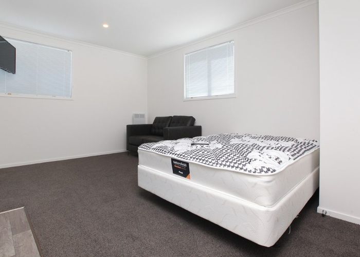  at 2/7 Hibiscus Avenue (Room C), Hamilton Lake, Hamilton, Waikato