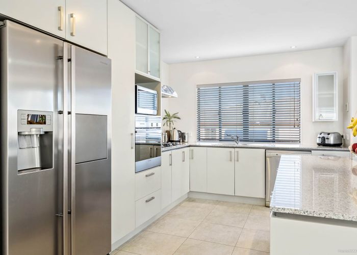 at 5 Amaretto Avenue, Flat Bush, Auckland