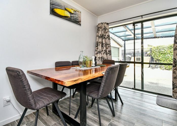  at 21 Rosemead Place, Randwick Park, Manukau City, Auckland