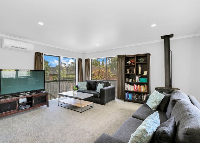  at 62 View Ridge Drive, Ranui, Auckland