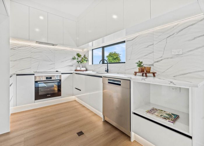  at 36A Whitford Road, Botany Downs, Manukau City, Auckland