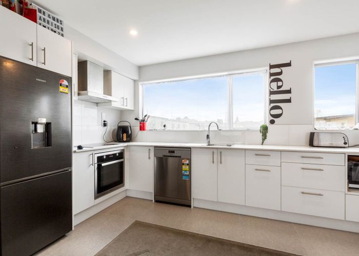  at 5/11 Ray Small Drive, Papakura, Papakura, Auckland