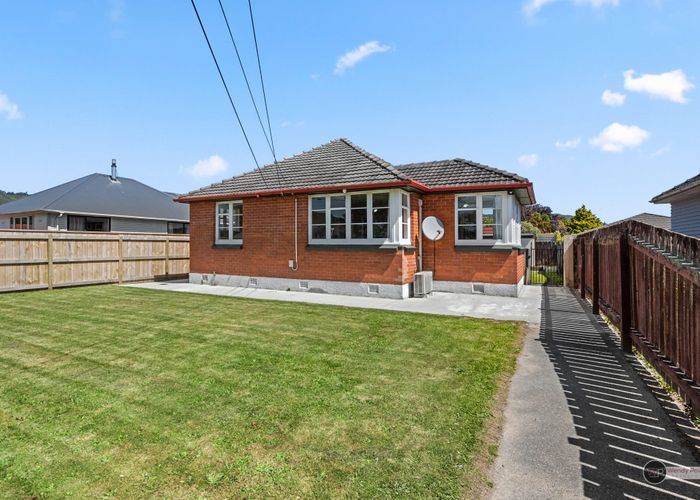  at 32 Cottle Street, Avalon, Lower Hutt