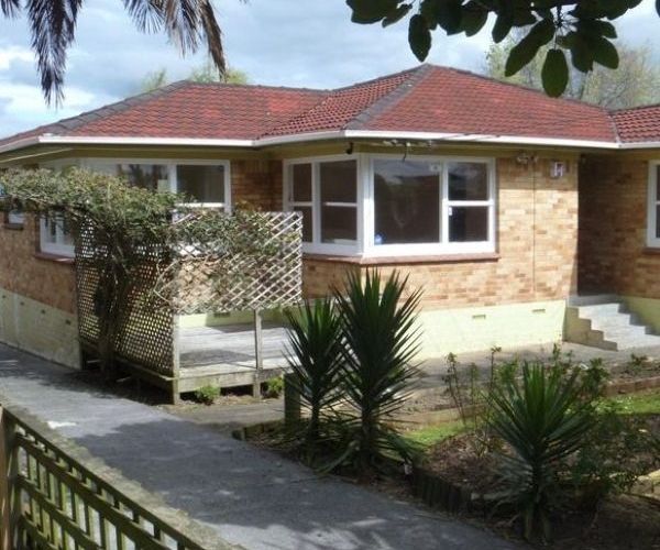  at 158 Browns Road, Manurewa, Auckland