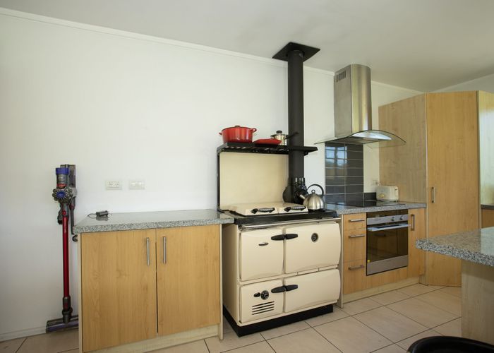  at 1077 Taumata Road, Omanawa, Tauranga