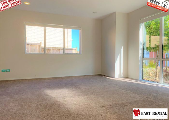  at 39 Travis View Drive, Albany, North Shore City, Auckland