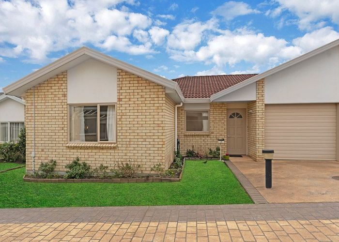  at 24/169 Sturges Road, Henderson, Waitakere City, Auckland