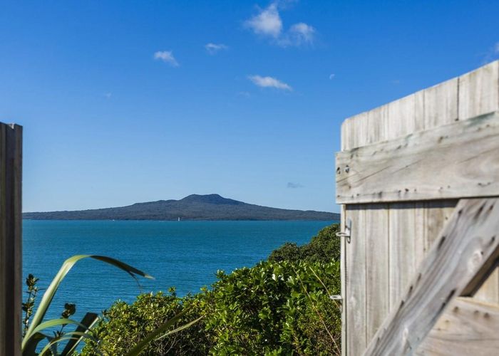  at 223B Hurstmere Road, Takapuna, North Shore City, Auckland