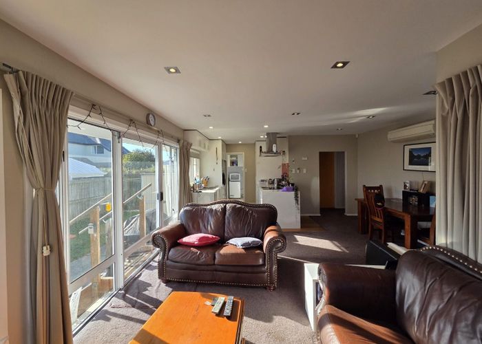  at 8 Coniston Avenue, Ilam, Christchurch City, Canterbury