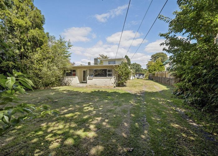  at 64 Robinson Avenue, Holdens Bay, Rotorua, Bay Of Plenty