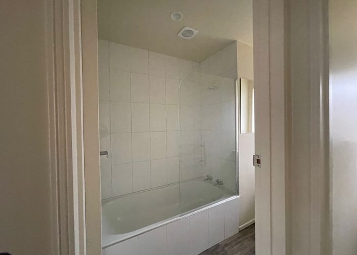  at 5/4a Hayton Road, Hornby, Christchurch City, Canterbury