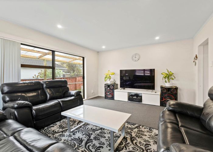  at 32 Buller Crescent, Manurewa, Manukau City, Auckland