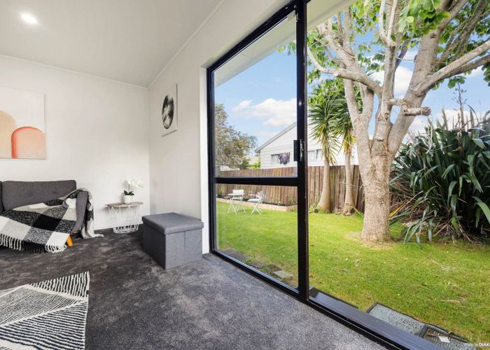  at 2/50 Airfield Road, Takanini, Papakura, Auckland