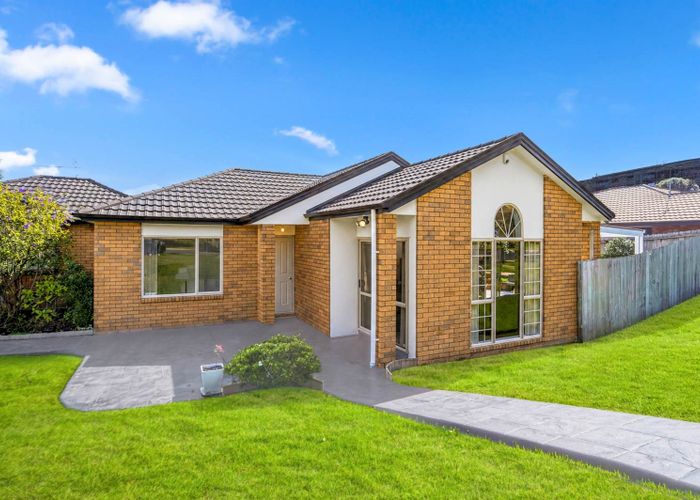  at 77 Nimstedt Avenue, Oteha, North Shore City, Auckland